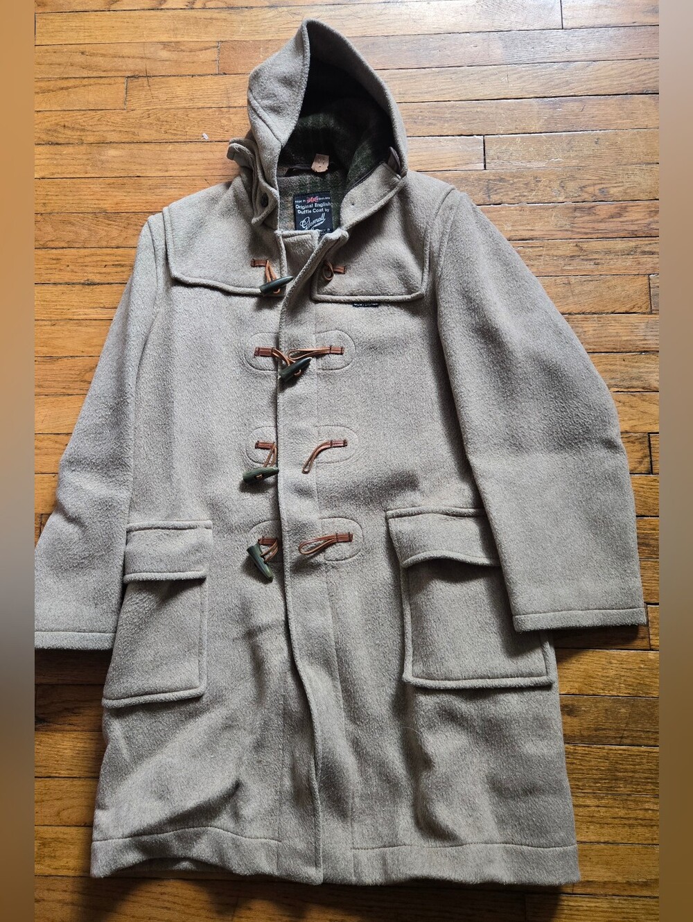 Vtg Gloverall S/M Tan Plaid Wool Duffle jacket